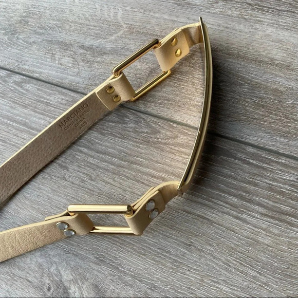 GUESS by Marciano Metal-Plate Leather  Belt - Picture 9 of 16